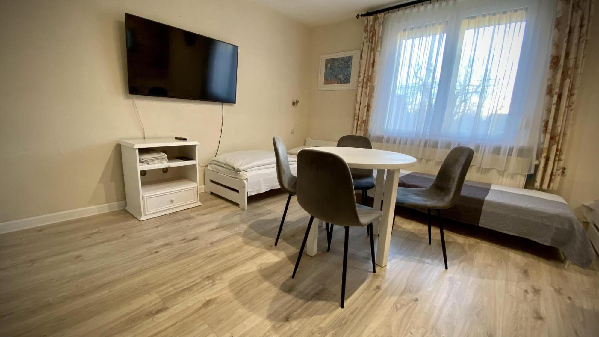 Villa Pod Orzechem W Zaniemyslu 외부 사진
