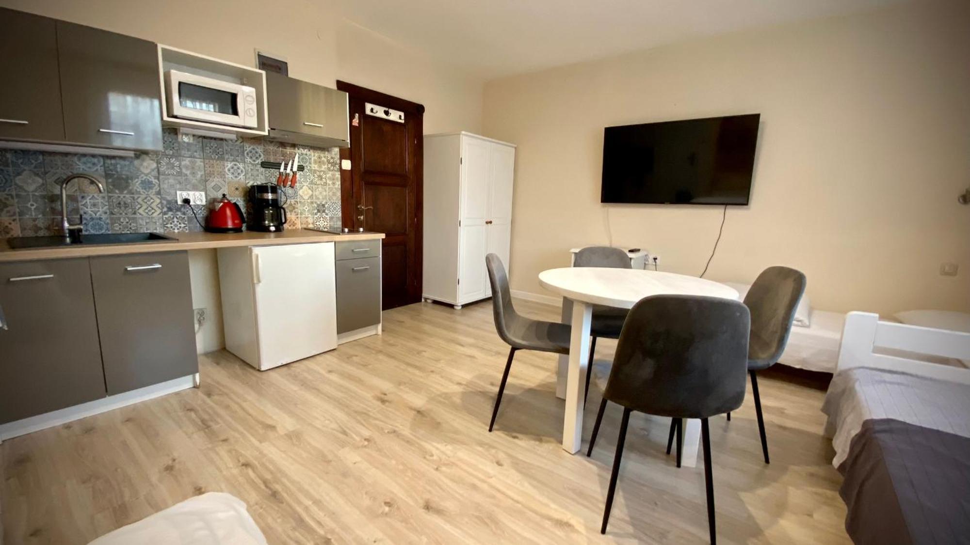 Villa Pod Orzechem W Zaniemyslu 외부 사진