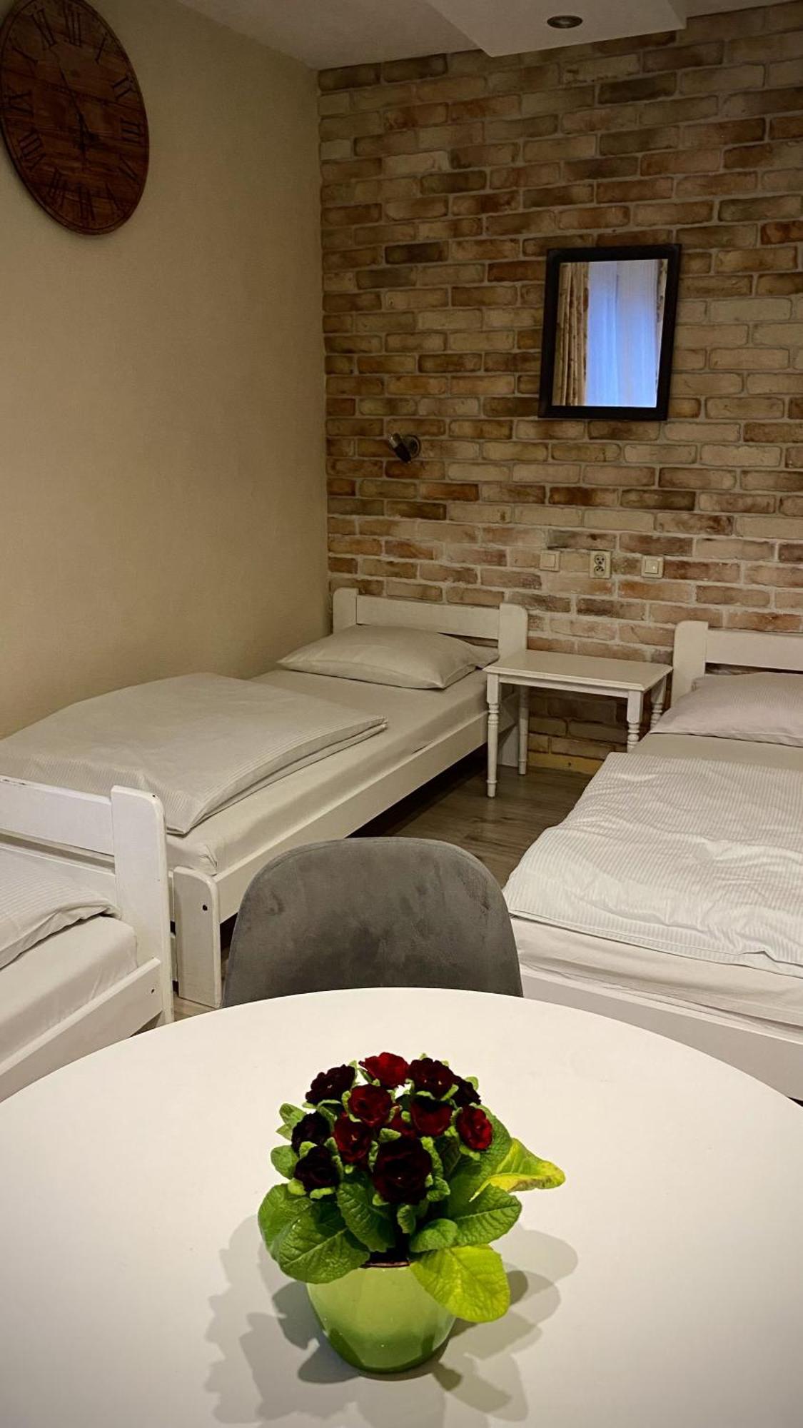 Villa Pod Orzechem W Zaniemyslu 외부 사진